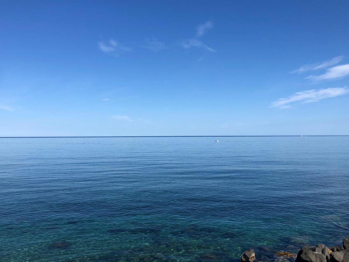 Appartamento Casasolemare Fondachello Fondachello  Exteriér fotografie
